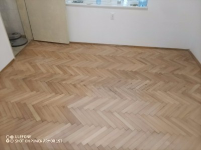 d90fd1ee-d0df-42d5-bed2-ba79d461e91c